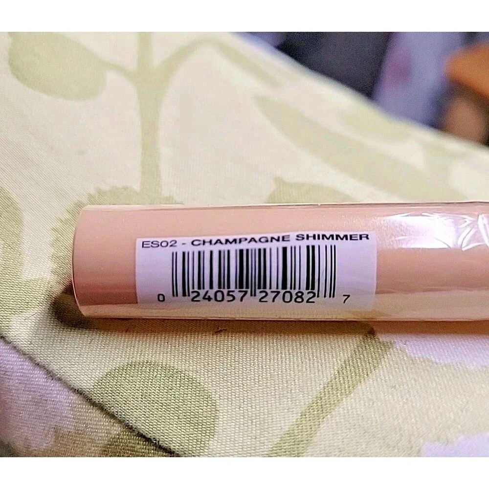 Palladio Eyeshadow Stick ES02 Champagne Shimmer NEW Sealed Easy to Use